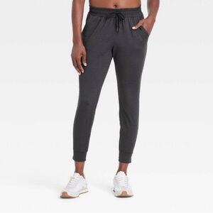 Women's Heather Black Jogger Pants